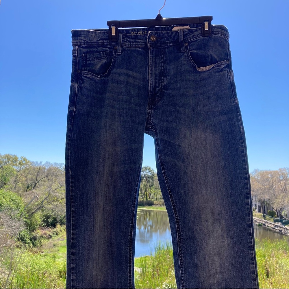 AXEL Jeans Mens Sz 34x30 Treadwell Relaxed Straight Leg Denim 
W 36 X L34